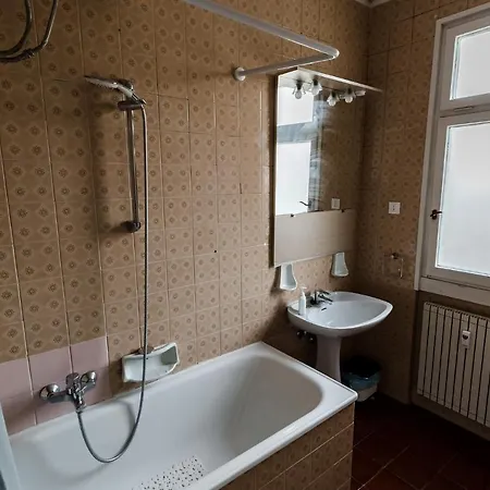 Slataper - Ampio E Con Vista Daire *