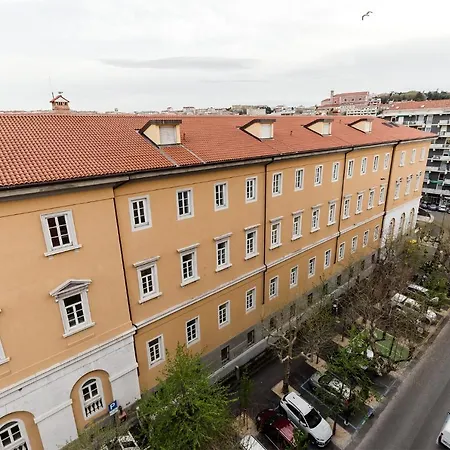 Slataper - Ampio E Con Vista Daire *